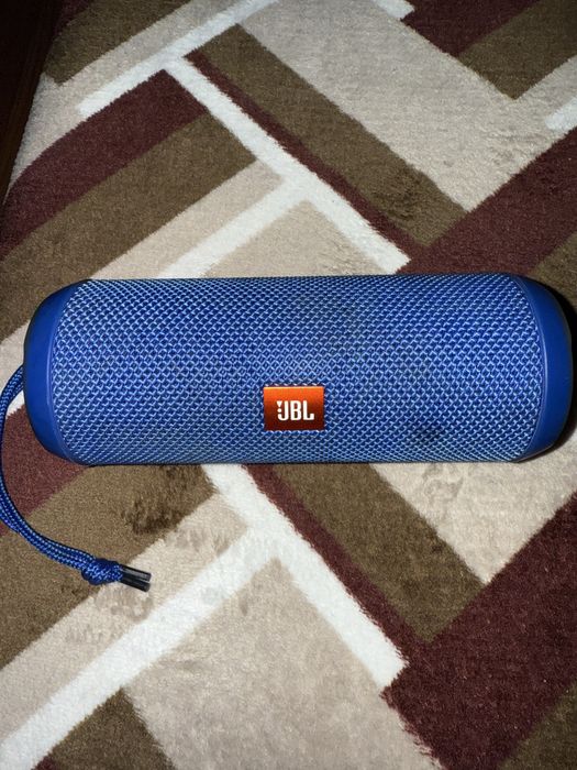 vand  boxa   jbl flip 4