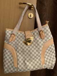 Geanta noua model Louis Vuitton 30 x 45 cm