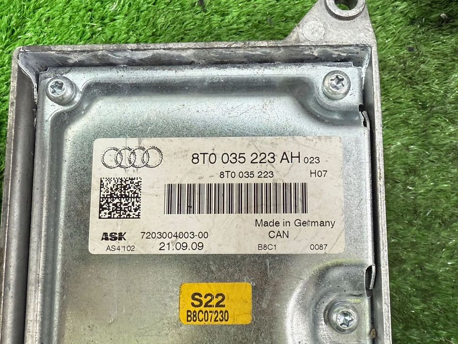 DIFUZOR + AMPLIFICATOR AUDIO (4 BUC.) AUDI A4 B8 AVANT 2.0 DIESEL 2009 / AUDI A4 B8 2009-2016 COD OEM 8T0035223AB 8R0035223F 8T0035223AH 8T8035382