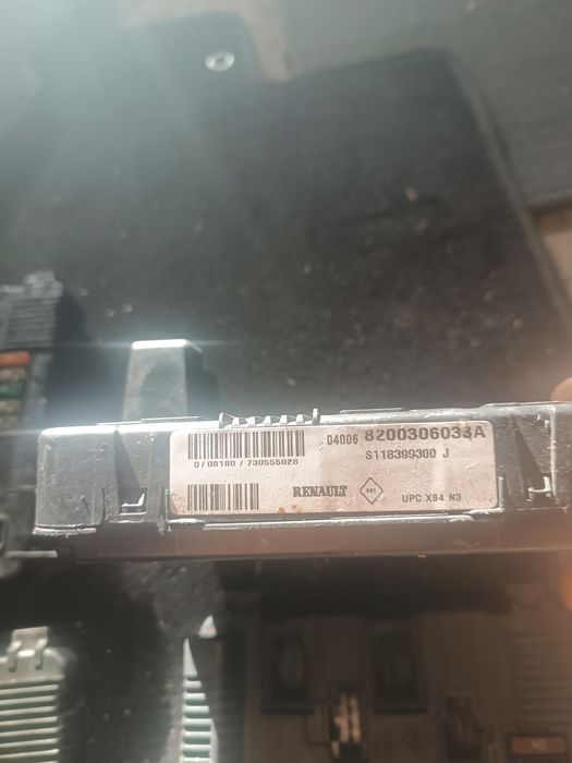 UPC tablou siguranțe Renault Megane2 Scenic2 Fluence Megane3 Scenic3