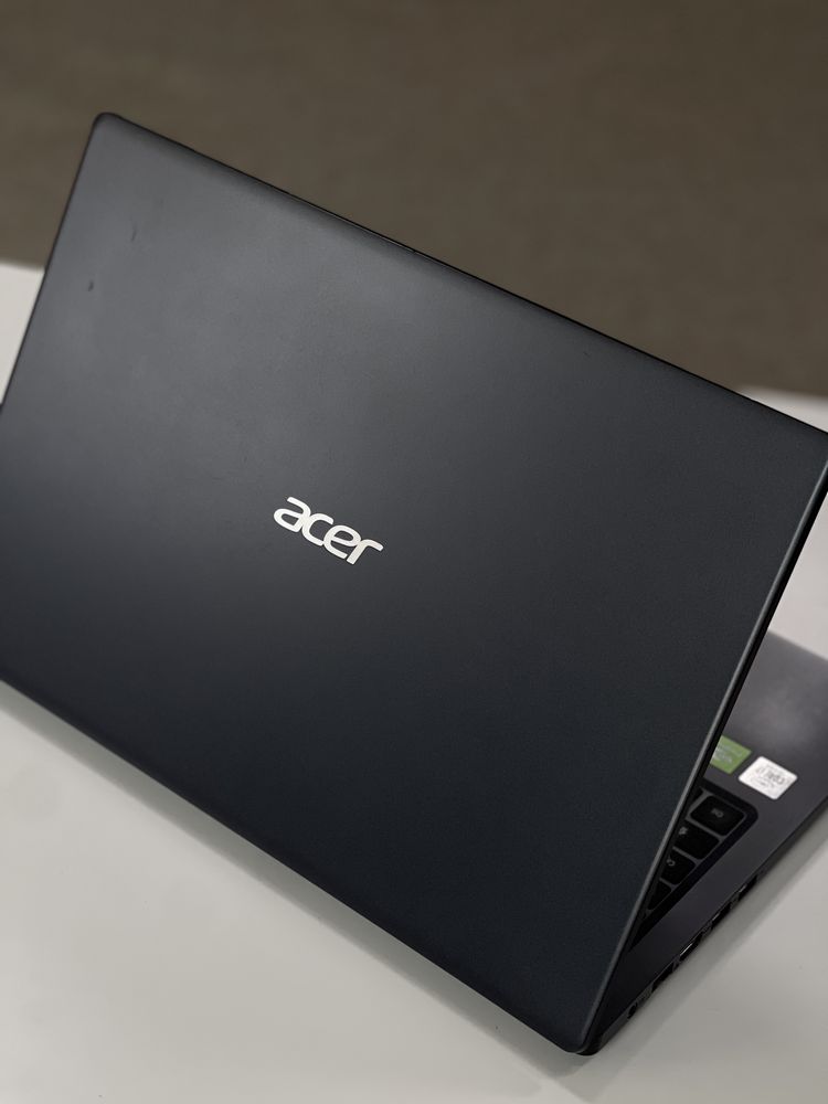 Продается Acer Aspire 3
