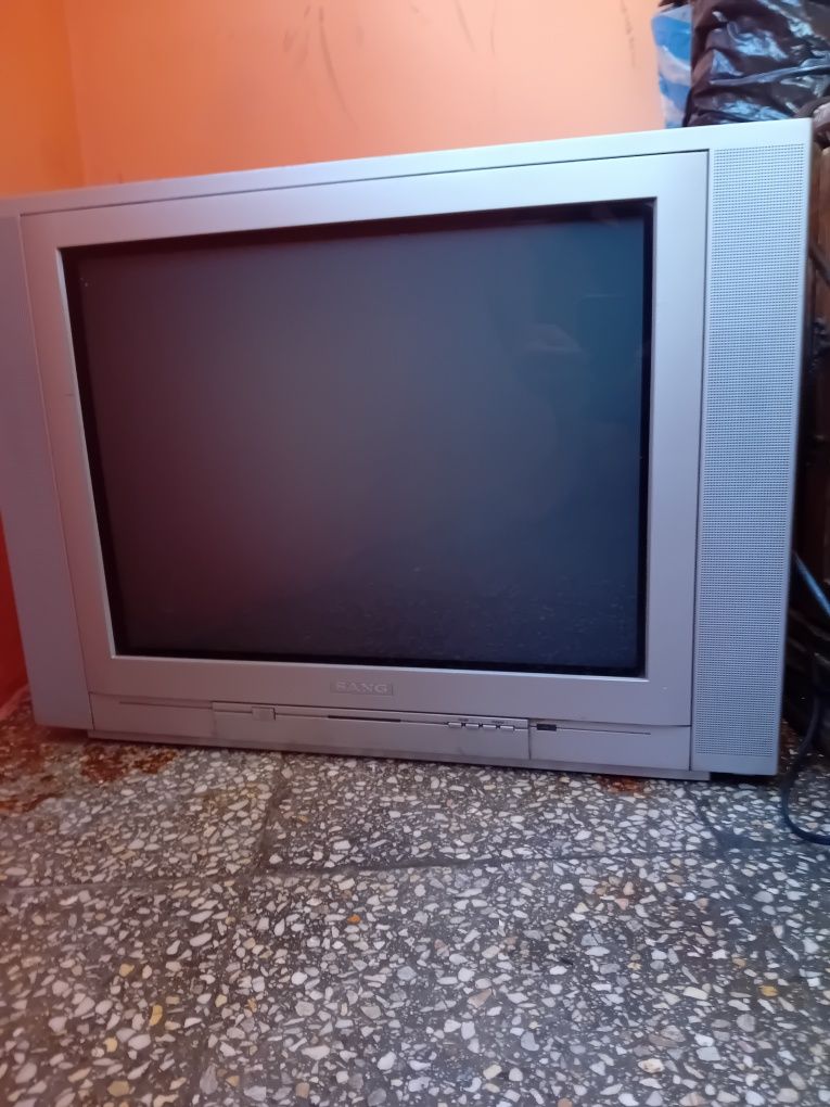 Продавам Телевизор  санг