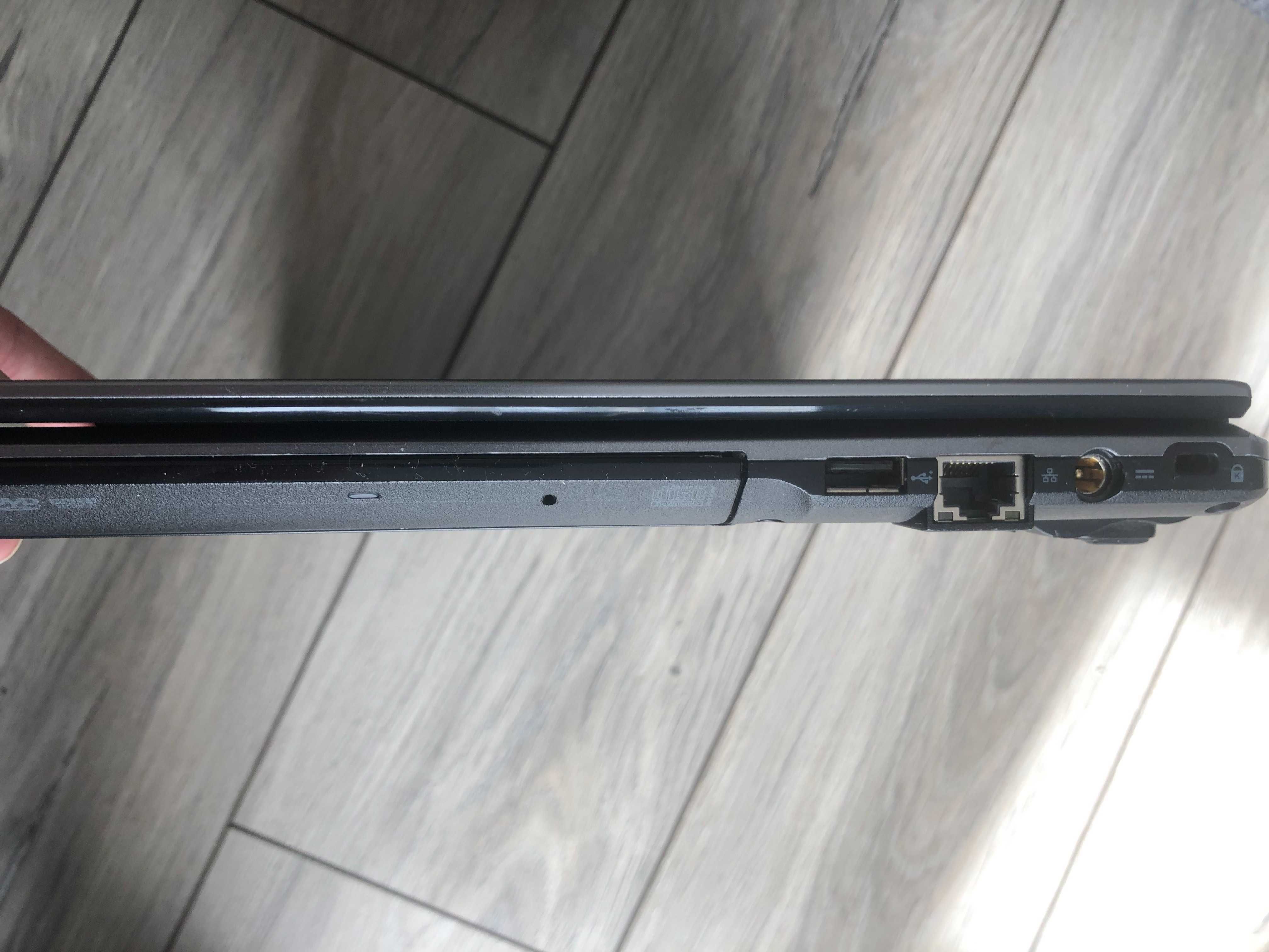 Acer Aspire 4810T Възможност за добавяне на SSD 120GB + хард диска