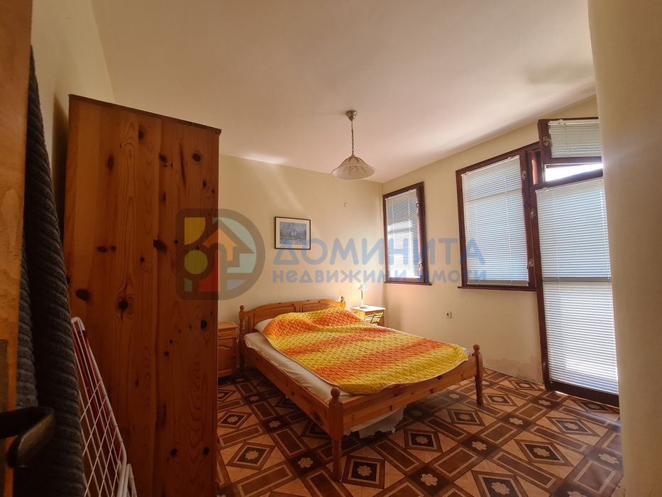 Чудесна къща, гр. Приморско, вилната зона