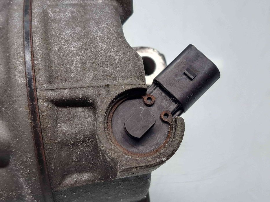 Compresor clima  Volkswagen Eos (1F7, 1F8) [Fabr 2006-2015] 5N0820803H