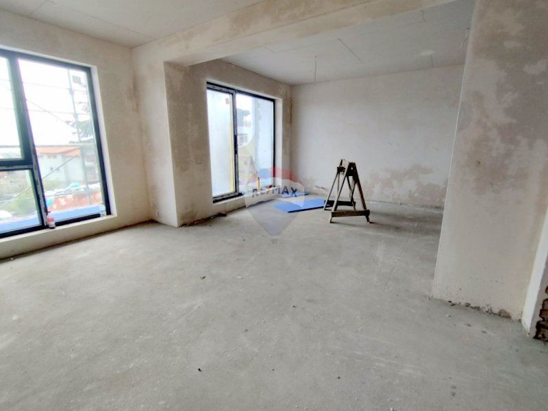 Продава се Тристаен апартамент в Варна, Виница - 119 кв.м за 1429 €/кв.м - Снимка #5