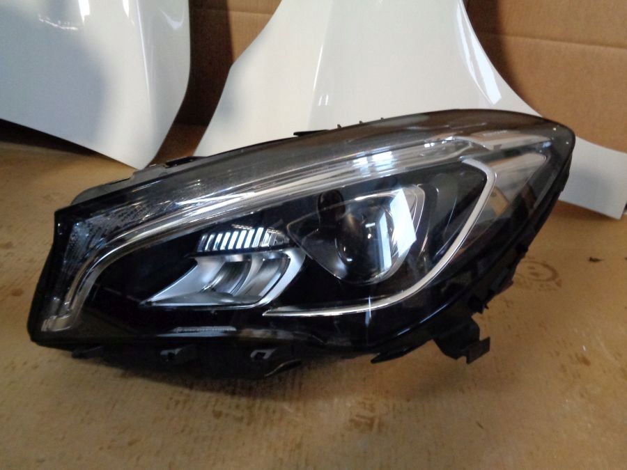 Mercedes w117 Cla facelift capota aripa bara far stanga dreapta trager