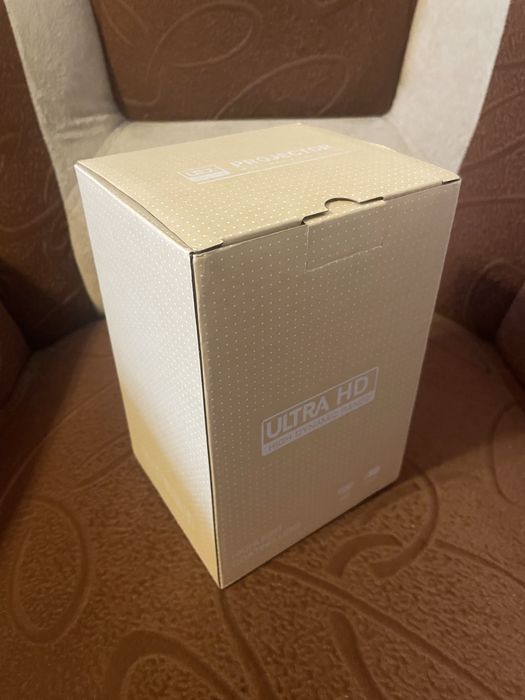 Videoproiector Portabil ISSORA Smart 4K Ultra HD Nou Sigilat !