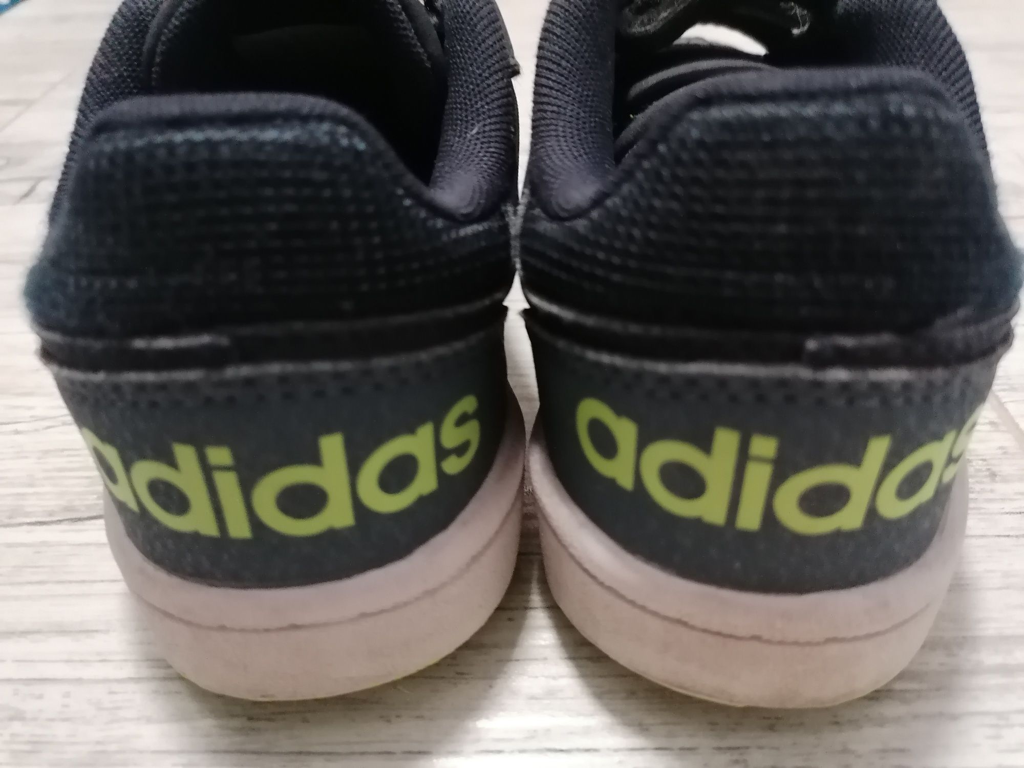 Кецки за момченце adidas