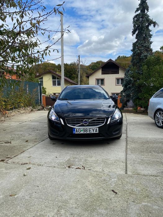 Vând Volvo V60 2.0 163cp,proprietar