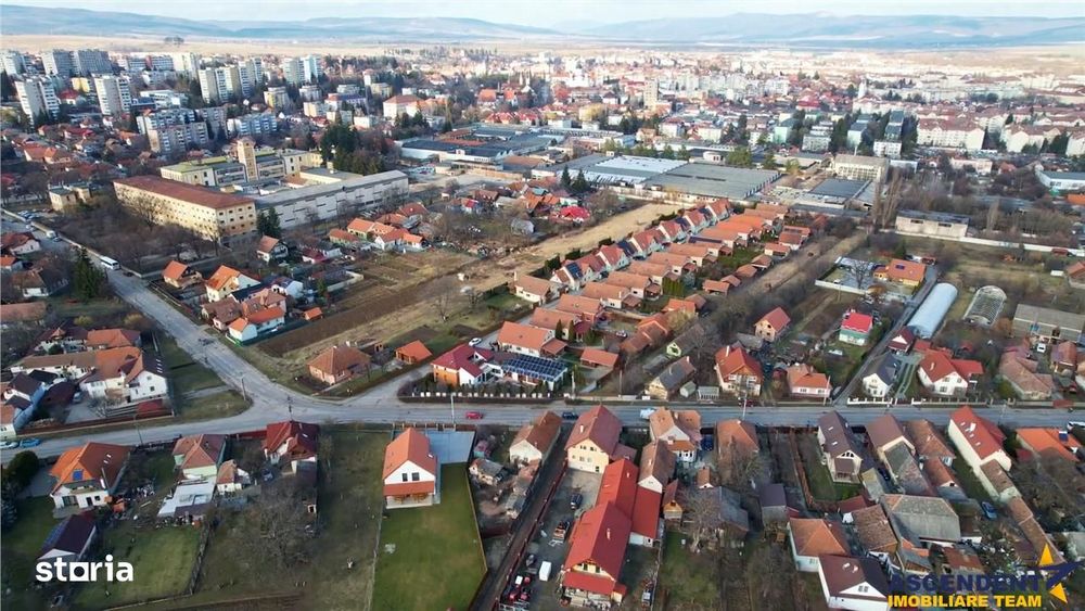 FILM ! Casa cu teren de 2.152 mp, Tigaretei, Sfantu Gheorghe