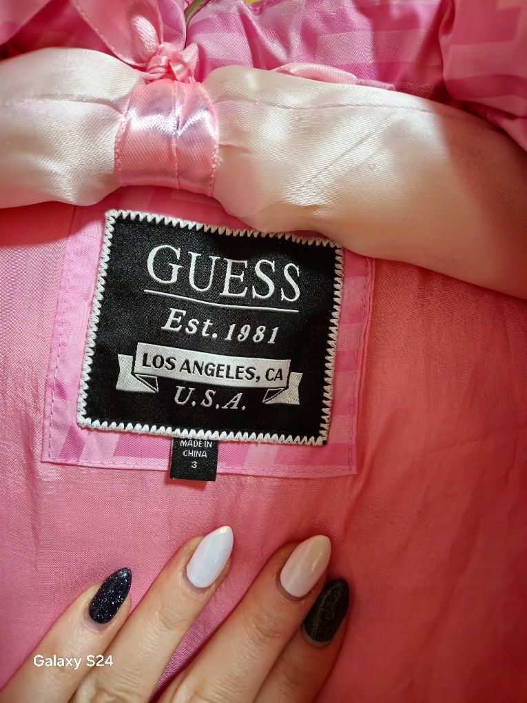 Детско зимно яке за момиче Guess