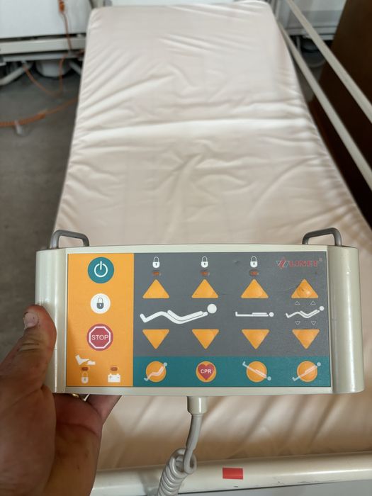 Inchiriez pat medical electric pentru pesoane cu dizabilitati