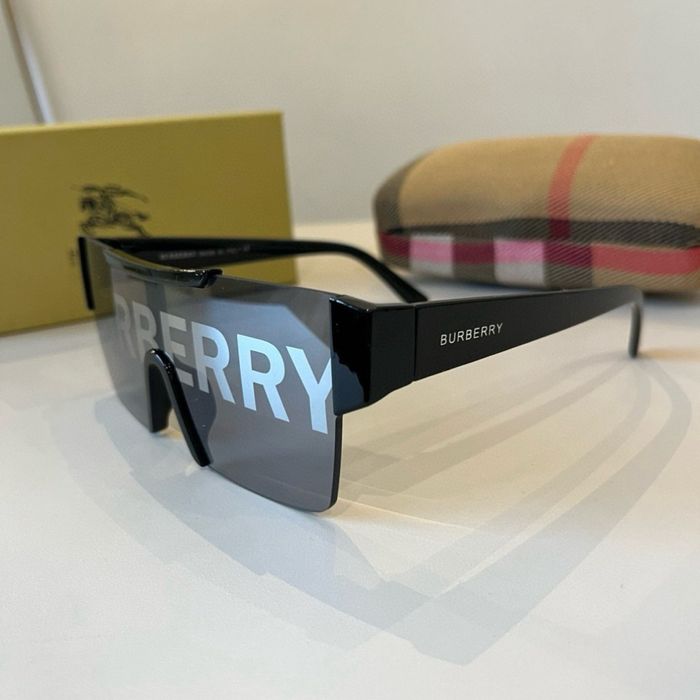 Ochelari de soare Burberry – unisex, noi