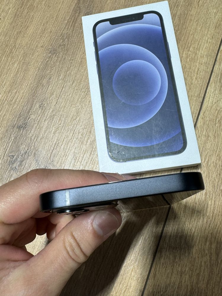 Apple iPhone 12 128Gb Black 90% battery