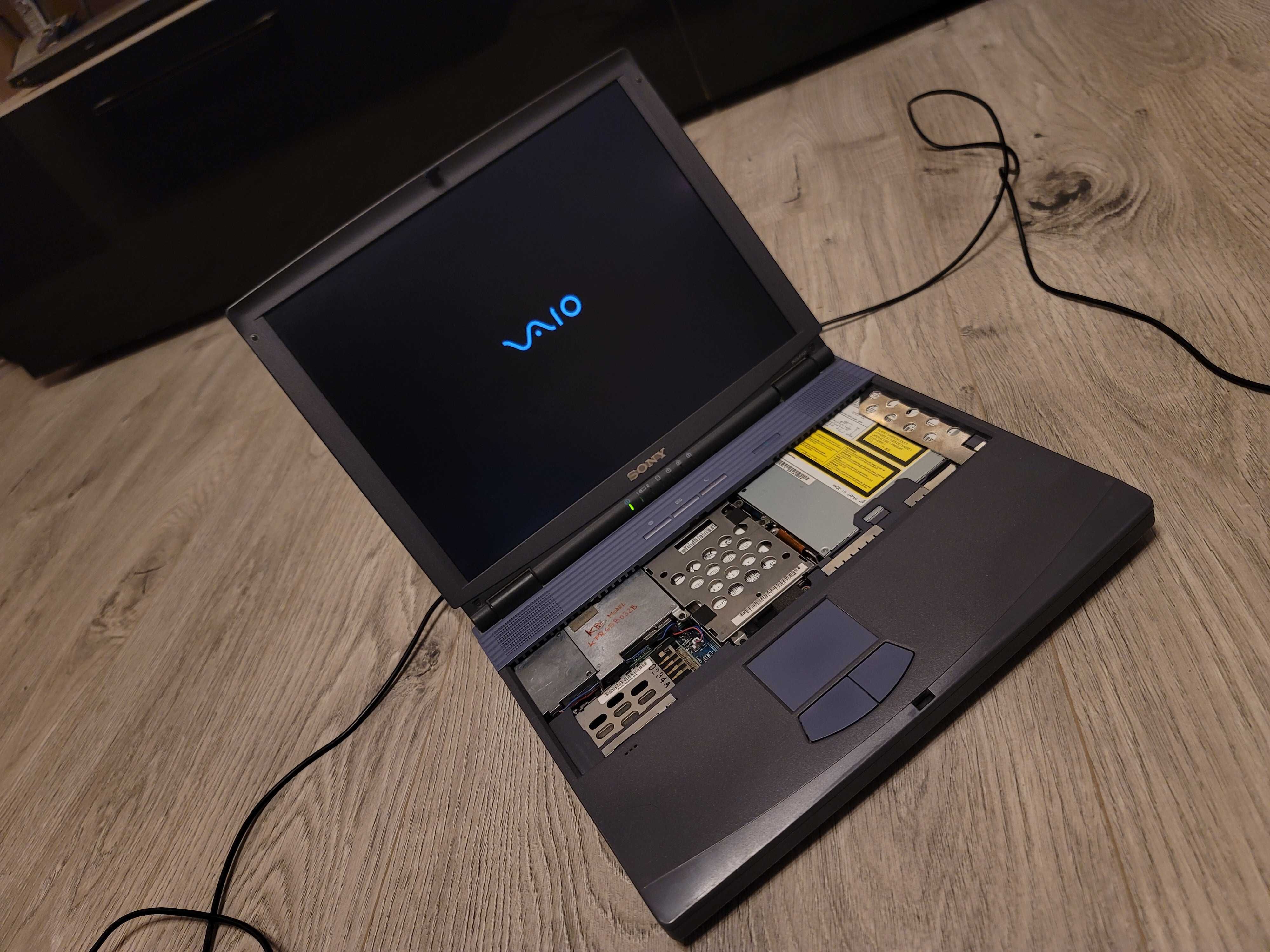 Laptop Sony Vaio PCG-F707/PCG-92A , vechi , vintage , old