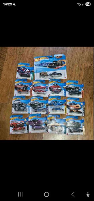 Комплект Hot Wheels колички.