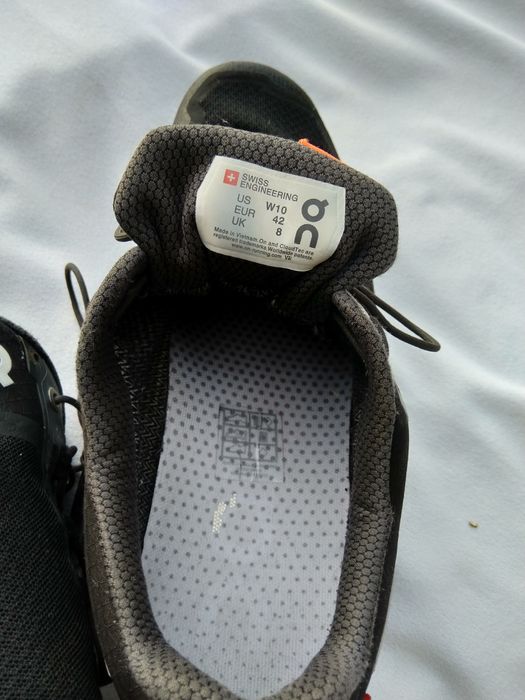 Adidasi On Cloudventure 42