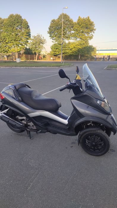 Piaggio LT 500 cc Se conduce cu categoria B