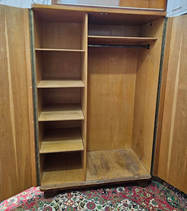 Продается стенка советский состояние отличное