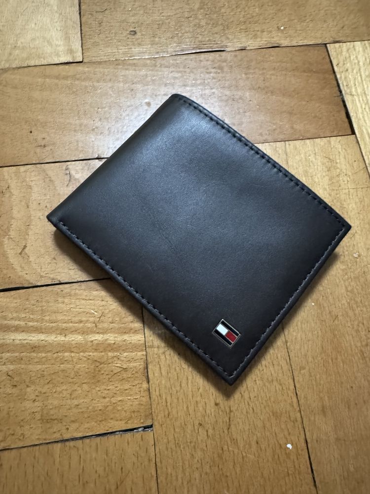 Нов! Портфейл Tommy Hilfiger