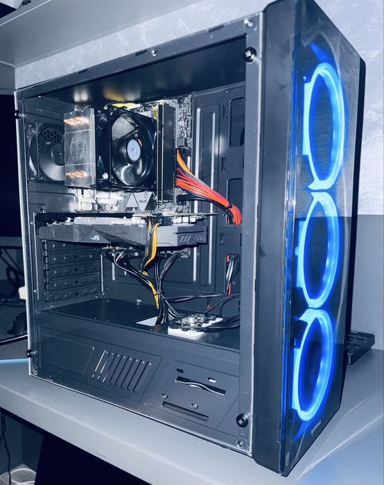 Настолен компютър