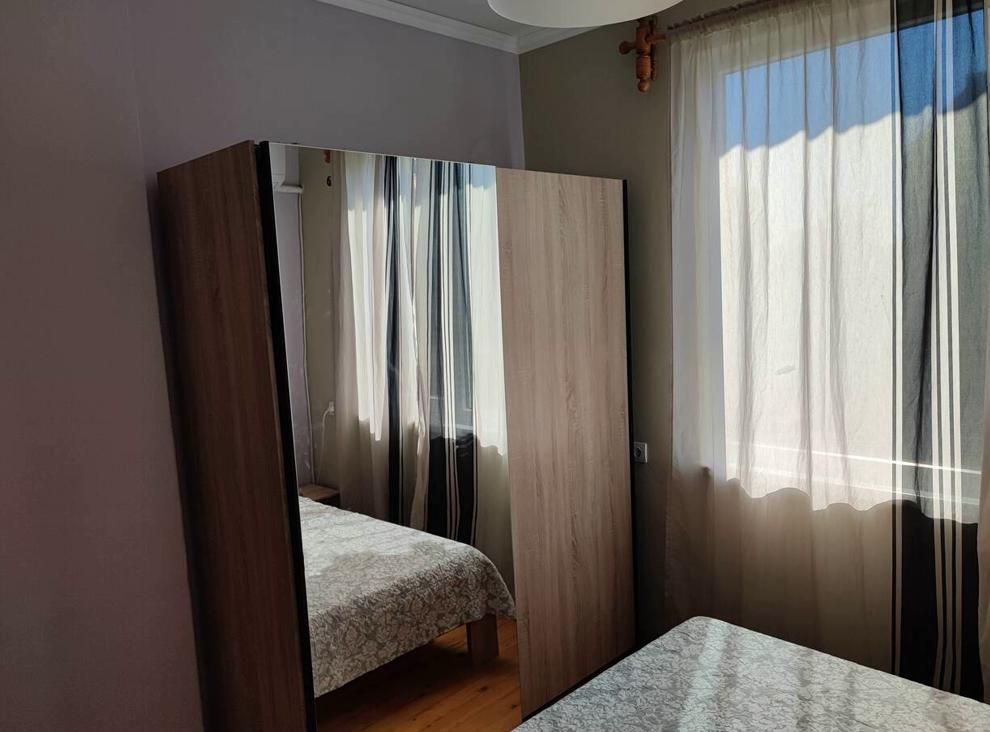 Тристаен апартамент под наем в кв. Каменица 2