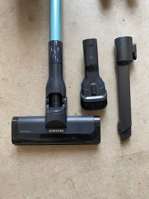 Aspirator vertical Samsung Jet 60 Turbo VS15A6031R4/GE