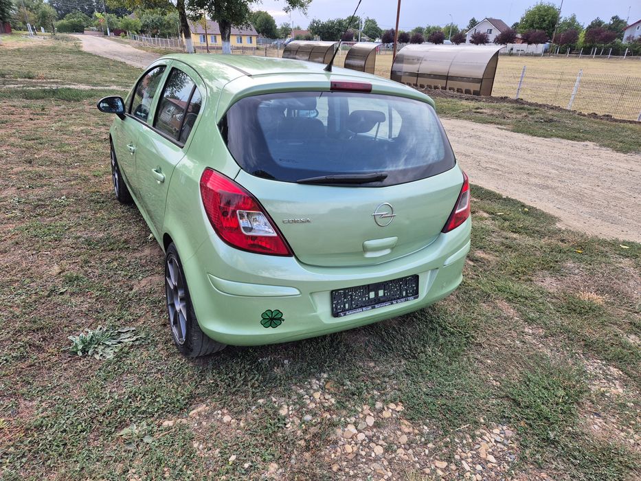 Opel corsa d 1.2 benzina