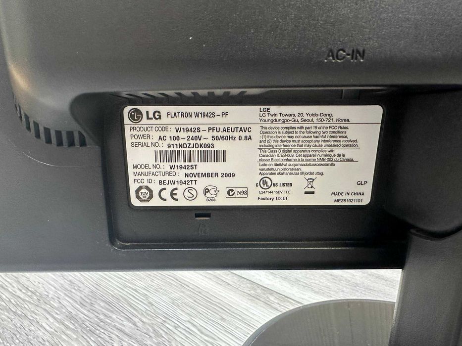Продам рабочий монитор LG W1942S-PF 19 дюймов