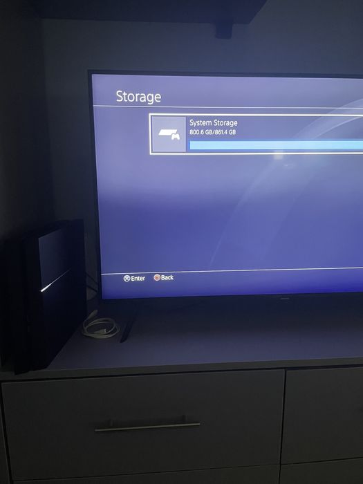 Vand ps4+3 manete+16 jocuri