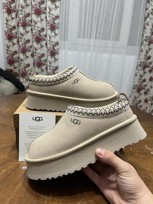 Papuci UGG Tazz II