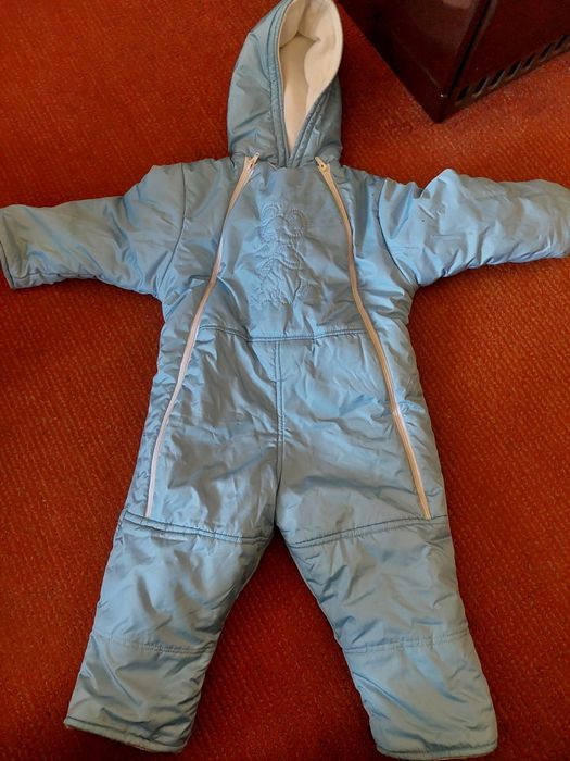 Детски костюм-космонавт