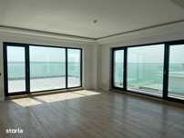Penthouse spectaculos de  4 camere cu vedere frontala la lac Mamaia