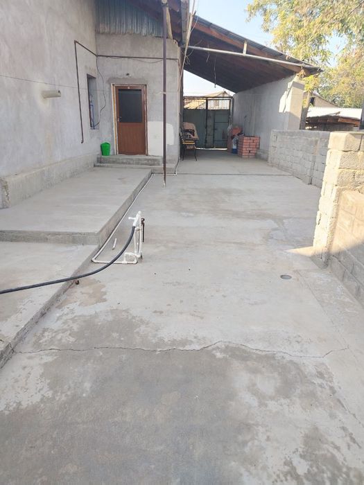 Продается дома с участком