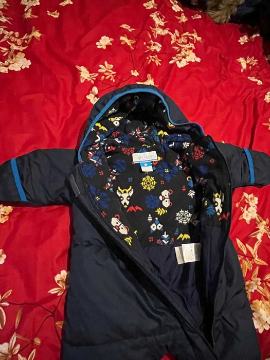 Combinezon de iarnă Columbia, puf. mărimea 7-12 luni