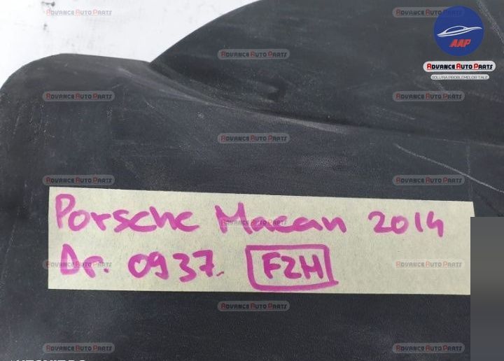 Порше Макан / Porsche Macan Оригинална странична stealth лайстна в доб