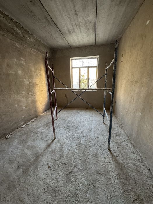 2 xonalik uylar sotiladi juda arzon