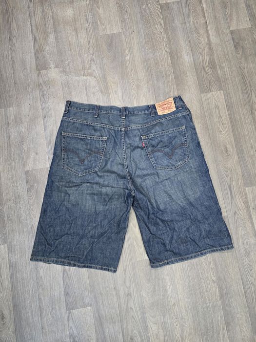 Levis 569 shorts