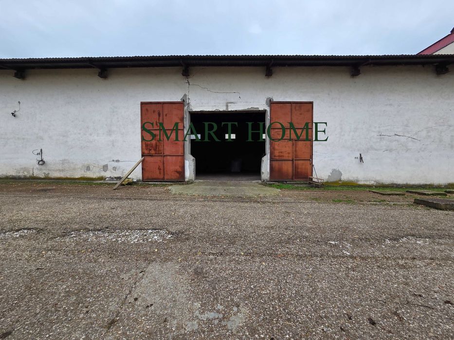 Складово помещение на главен път София - Варна!