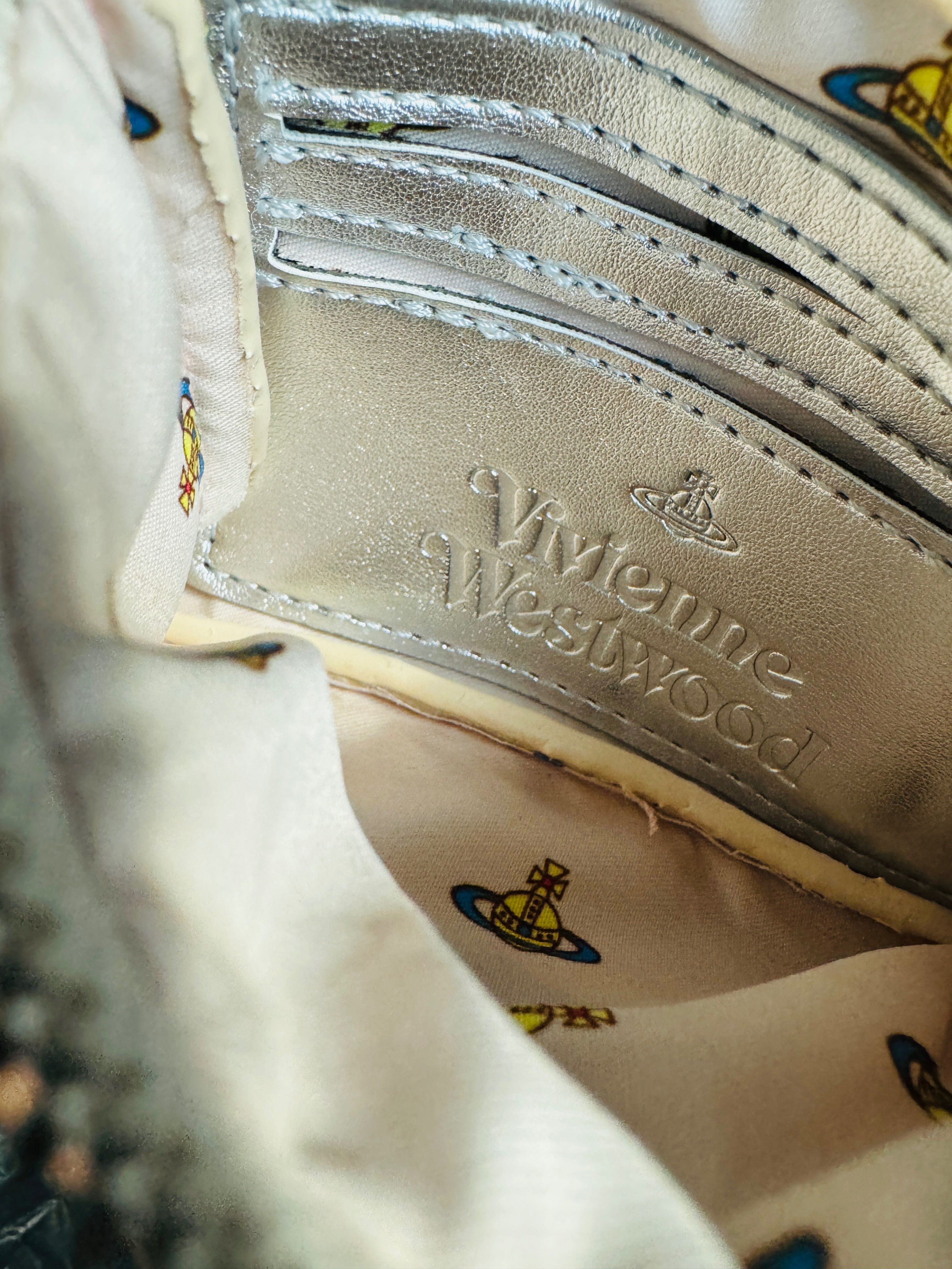 Ново портмоне Vivienne Westwood с кутия