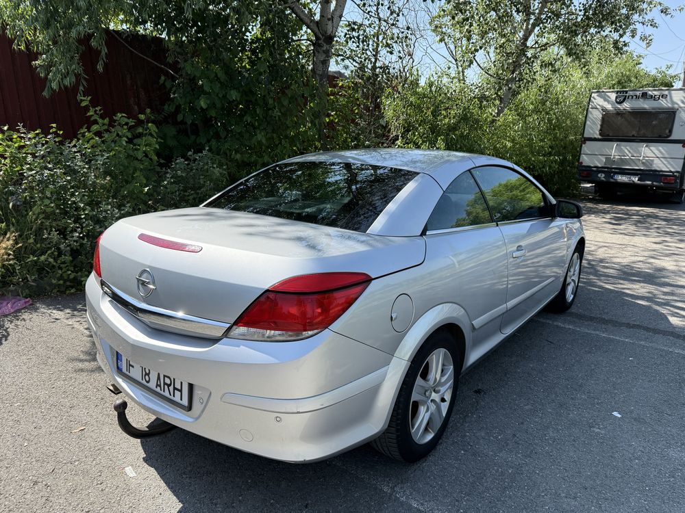 Opel Astra TwinTop 1.8 Benzina, automat, 2009, 148000km, decapotabila