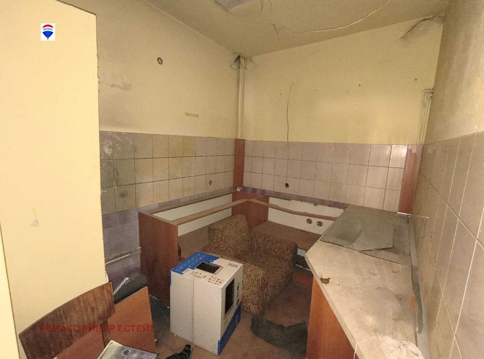 Дава се под наем Магазин в Русе, Център - 44 кв.м за 204 € - Снимка #3