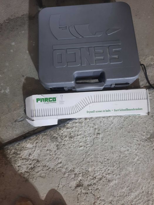 Masina de înșurubat senco.