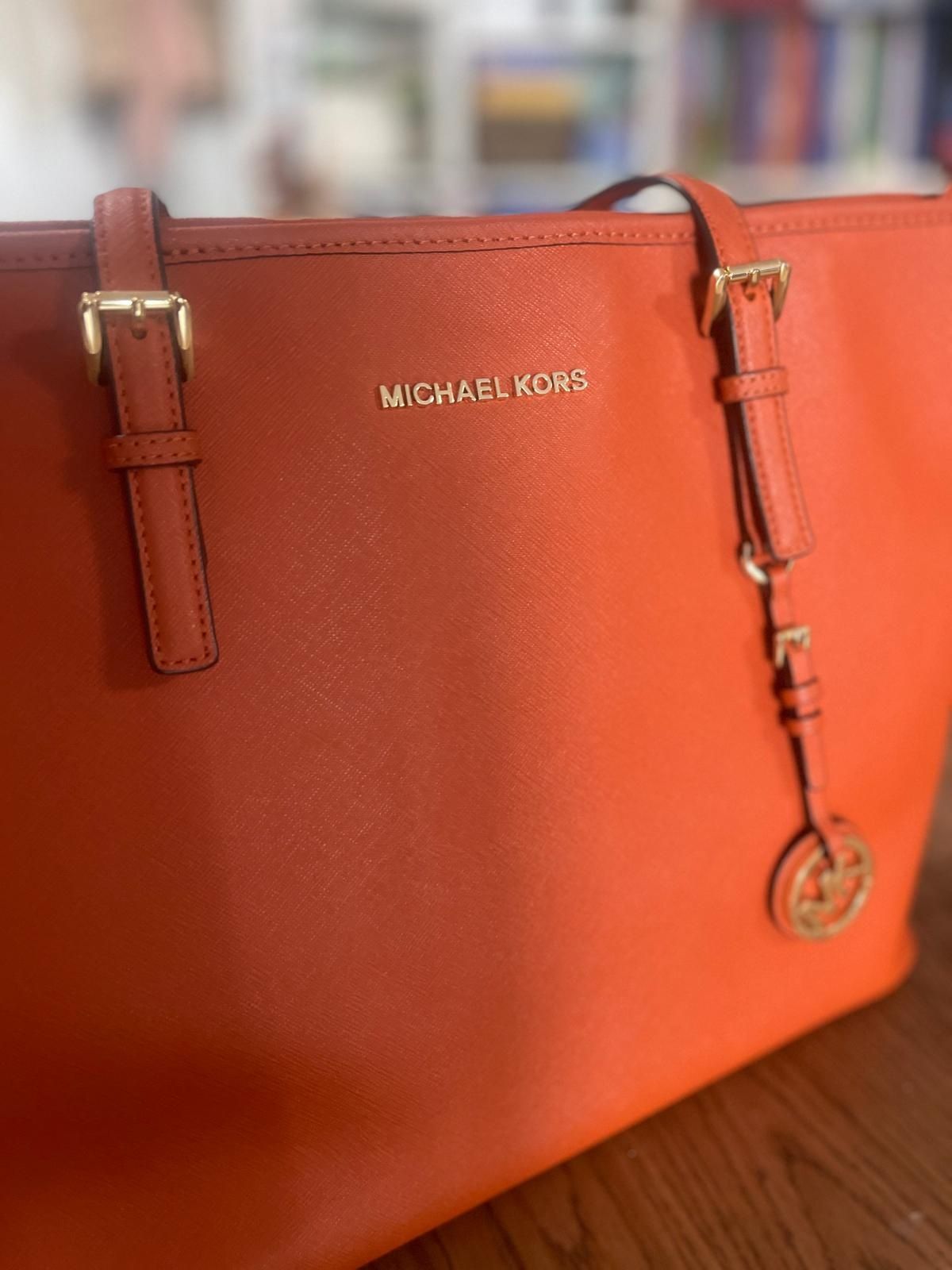 Geanta Michael Kors excelenta