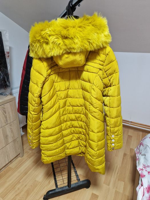 Geaca superba , masura xxl , pret 250 lei plata in cont