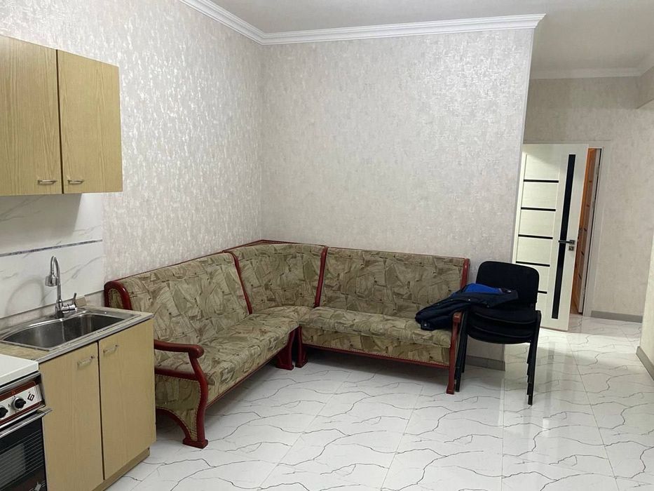 Аренда 3 комн Кадышева улица Иззат Новостройка