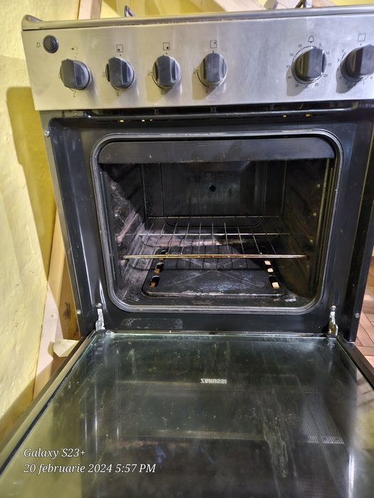 Aragaz zanussi 60x60x85