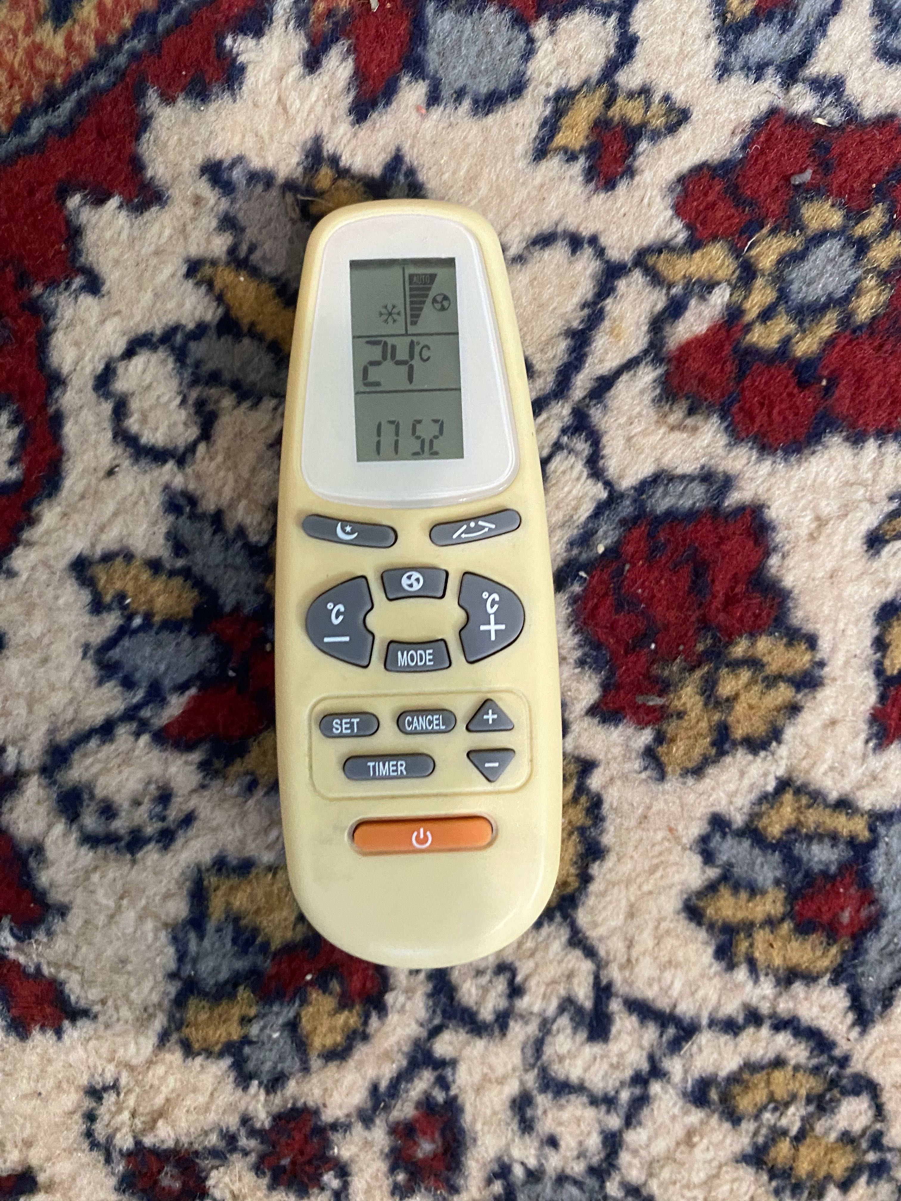 Продавам Климатик Osaka 12-ка работи много добре