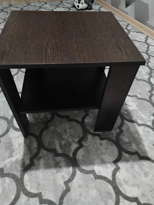 Продаю журнальный столик